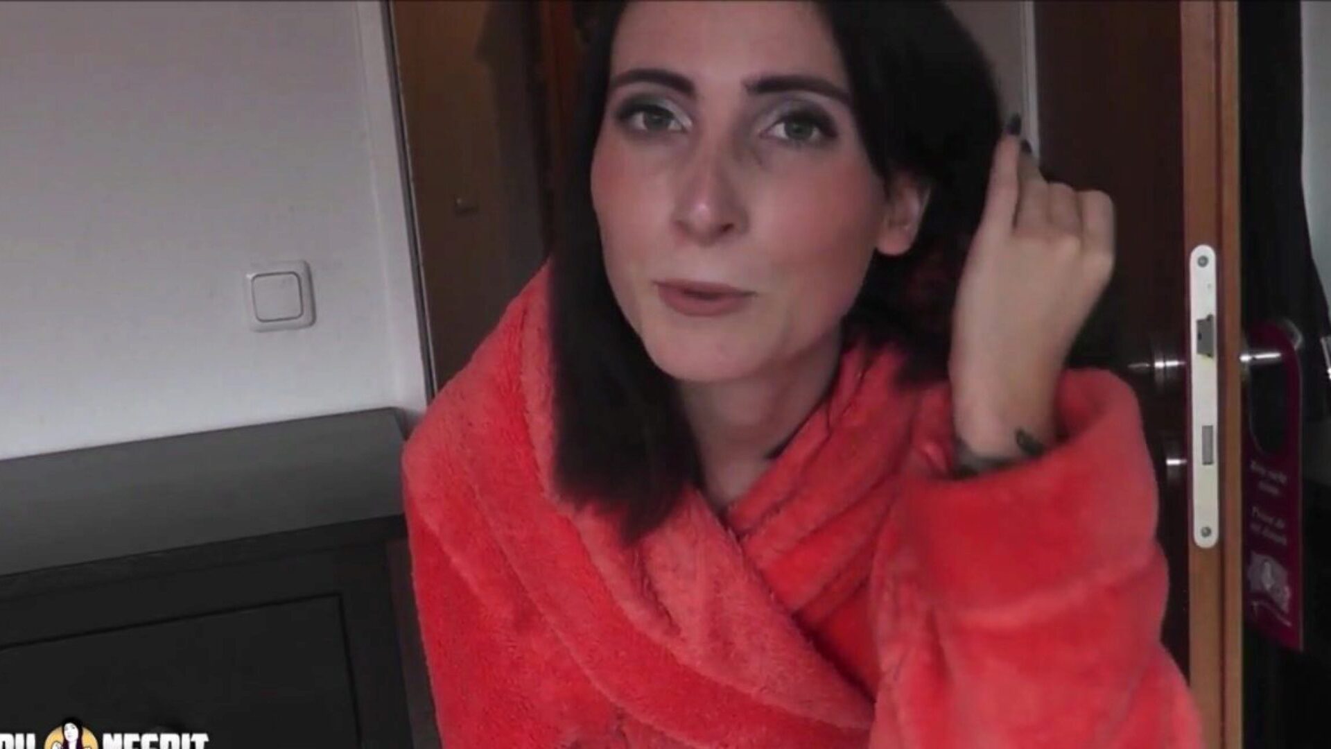 imbroglia il mio ragazzo con il ragazzo delle consegne