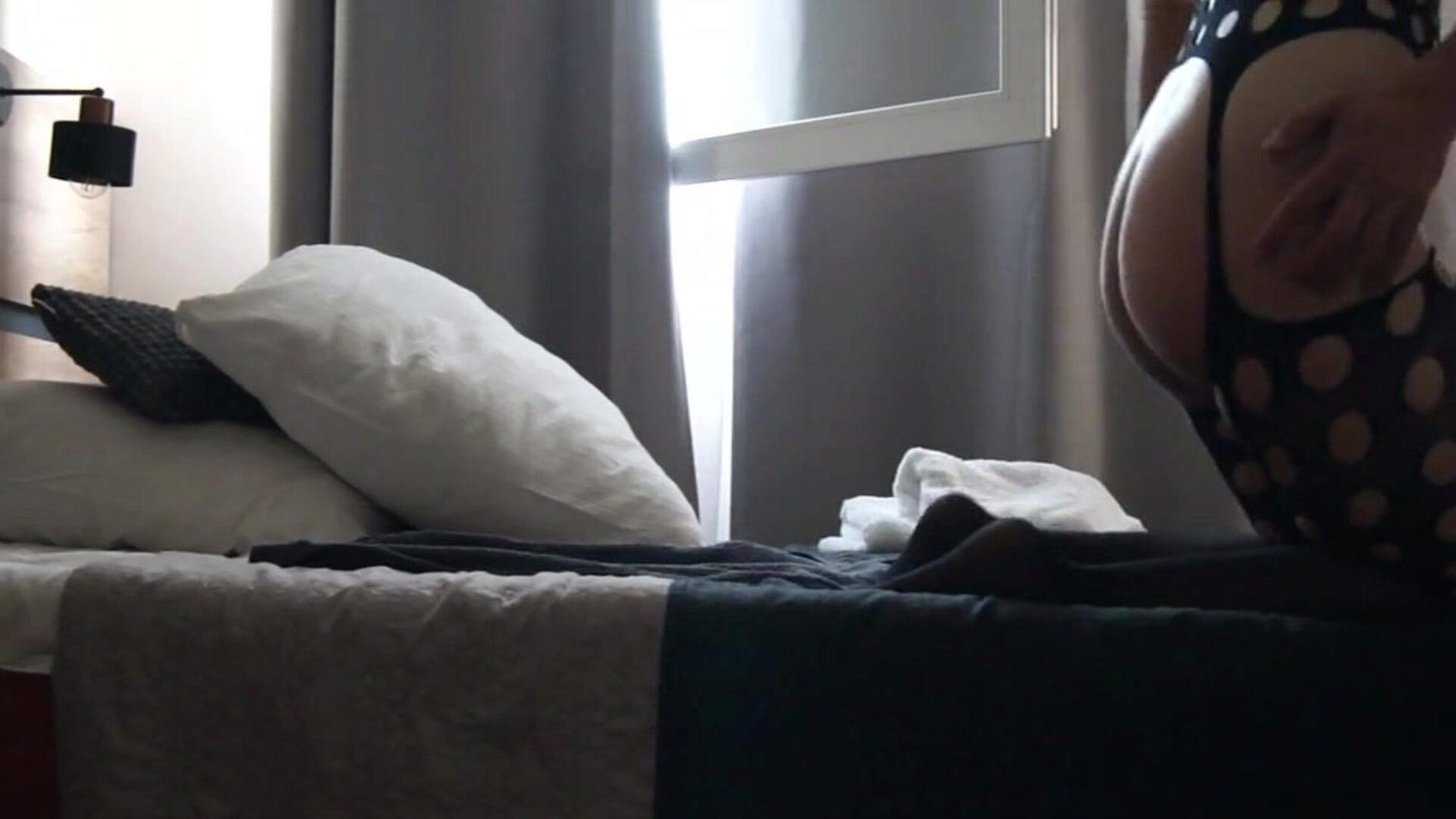 Deeply pumped in a hotel apartment A bit of enjoyment in the classic fashion in a hotel apartment :)