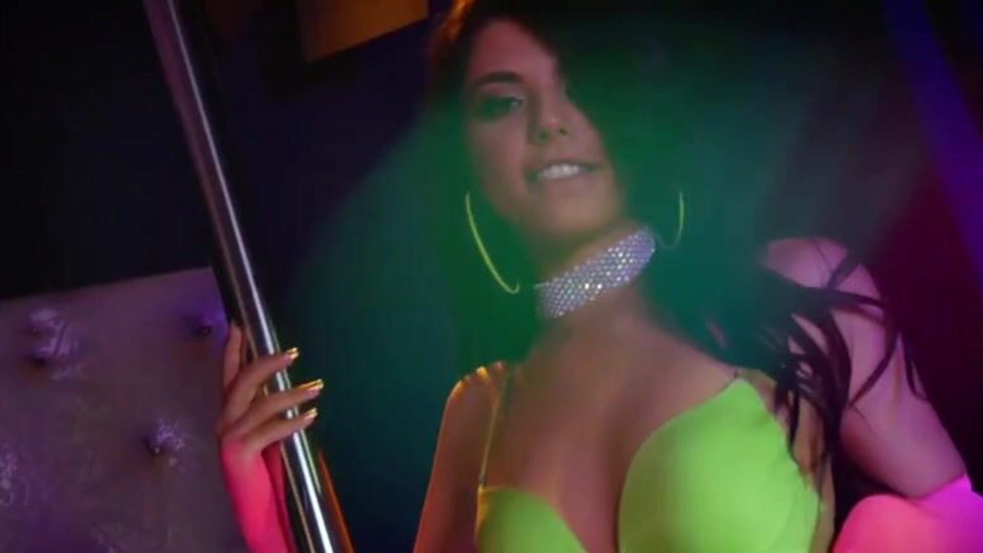Gina Valentina can't live without to Engulf large rigid ramrod at the strip club have a pleasure it