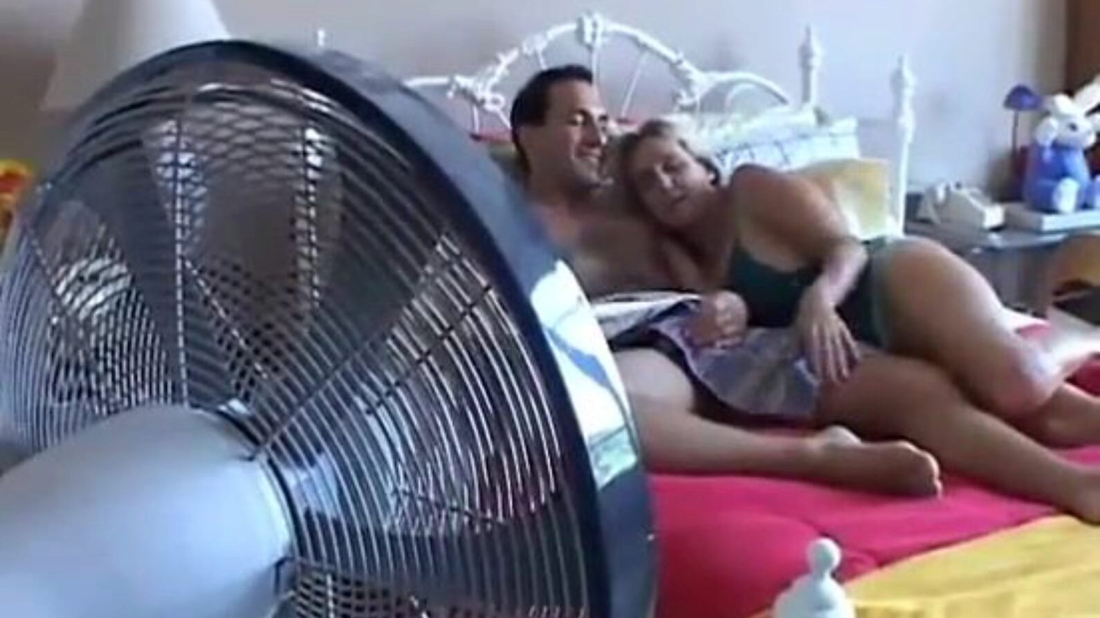 ホットワンダは美しい胸の大きい老化した大きな魅力的な女性です