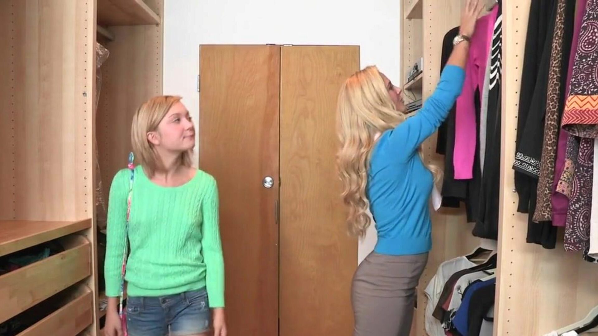 moms bang tonåringar - dakota har lite kvalitetstid med milf - gratis porrfilmer - youporn titta mammor bang tonåringar - dakota har lite kvalitetstid med cougar online på youporn.com. youporn är den största webbplatsen för amatörpornografiklipp med det bästa urvalet av gratis-för-alla högkvalitativa scener för oral service, njut av våra hd-porrfilmer på valfritt material!