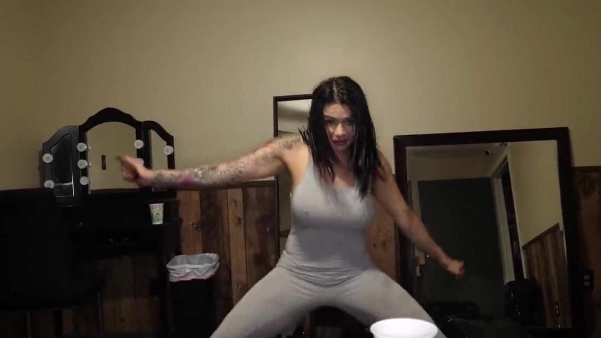 sexy procace ragazza lalin bonks 5 ragazzi e munches jizm