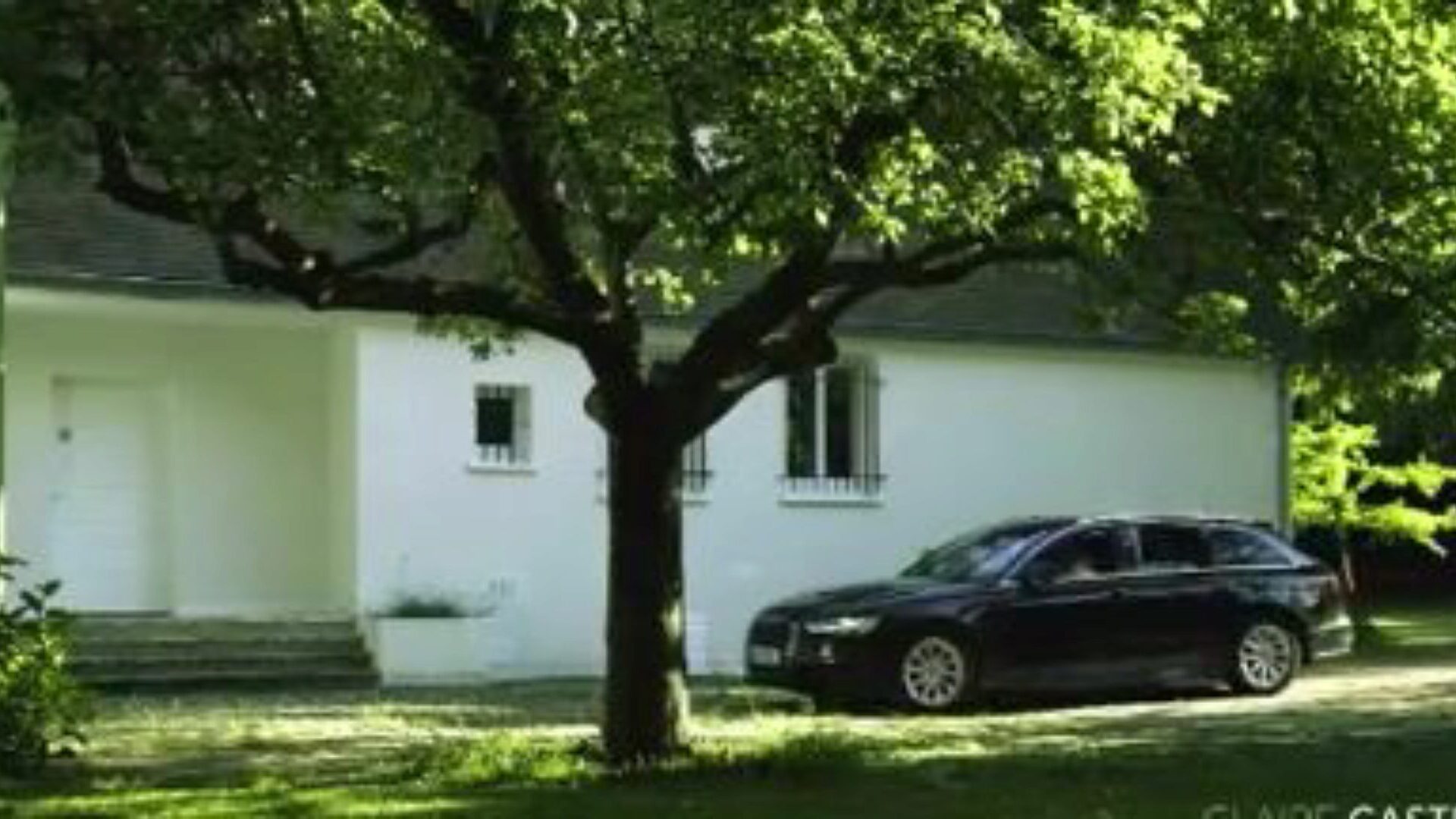 un mari spycam un mari d'une belle femme la considere baiser avec un jeune gars