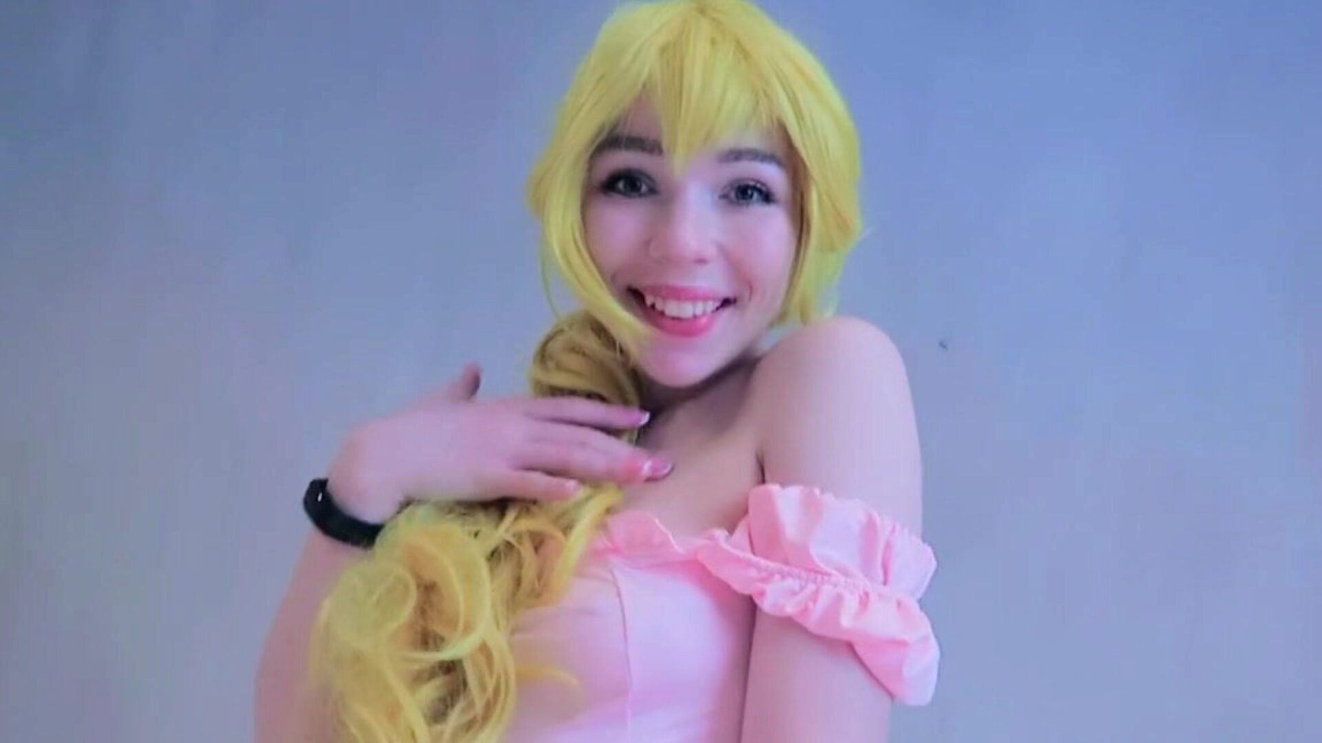 principessa pesca bagnata squirting figa dildo gioco da solista