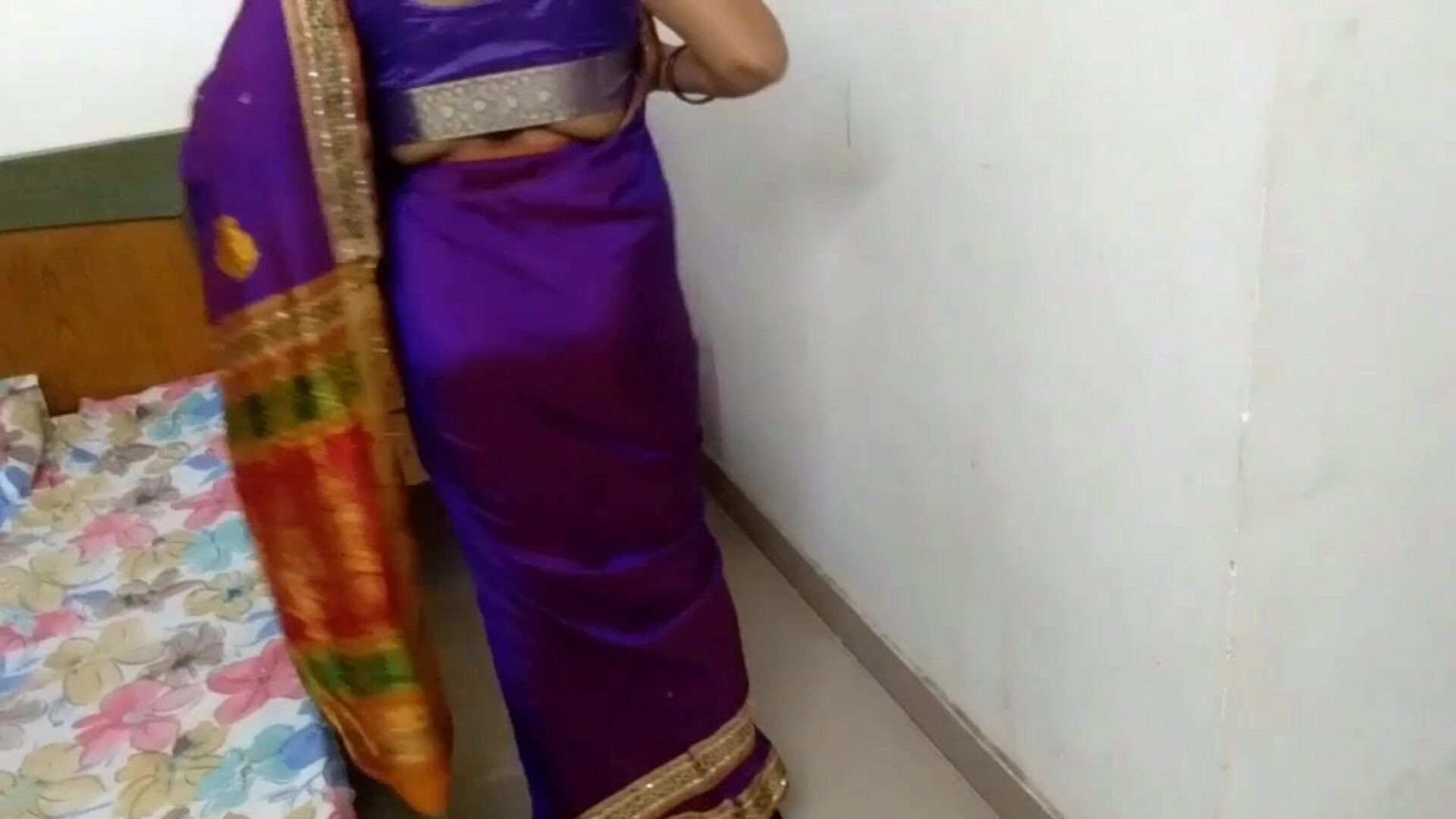 blu saree india cazzo duro con devar con audio hindi sporco